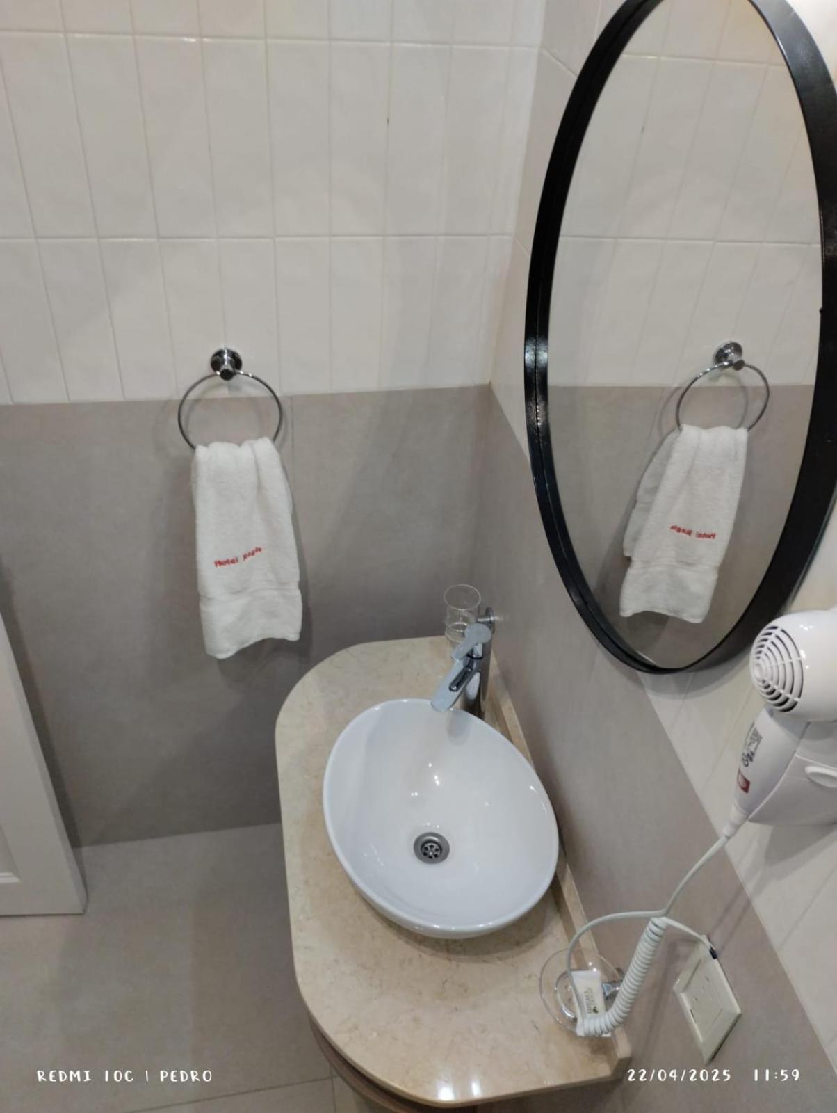 Hotel Regis ブエノスアイレス エクステリア 写真