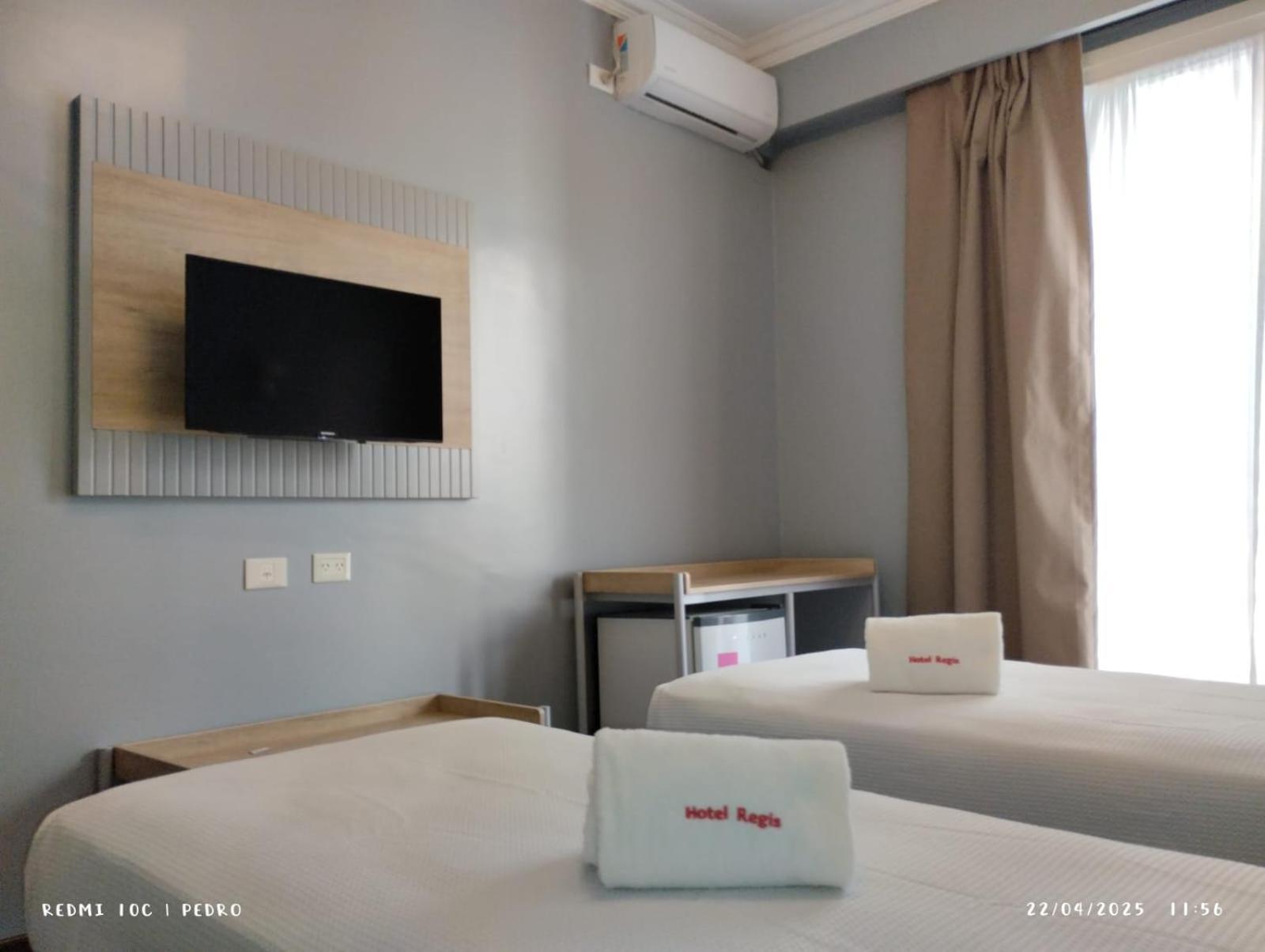 Hotel Regis ブエノスアイレス エクステリア 写真